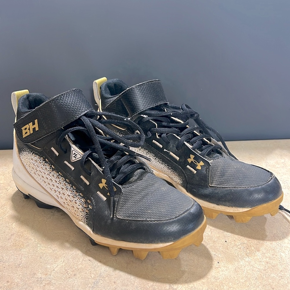 Men’s Under Armour Cleats